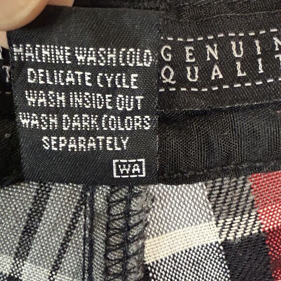 GB Red Plaid Cargo Shorts Mens Size 42 Regular Fit Flat Front Button Zip - Picture 12 of 16